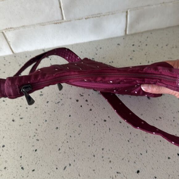 Lug Skipper RFID Shoulder Crossbody Bag Burgundy Dot Quilted Travel Casual EUC - Picture 9 of 12